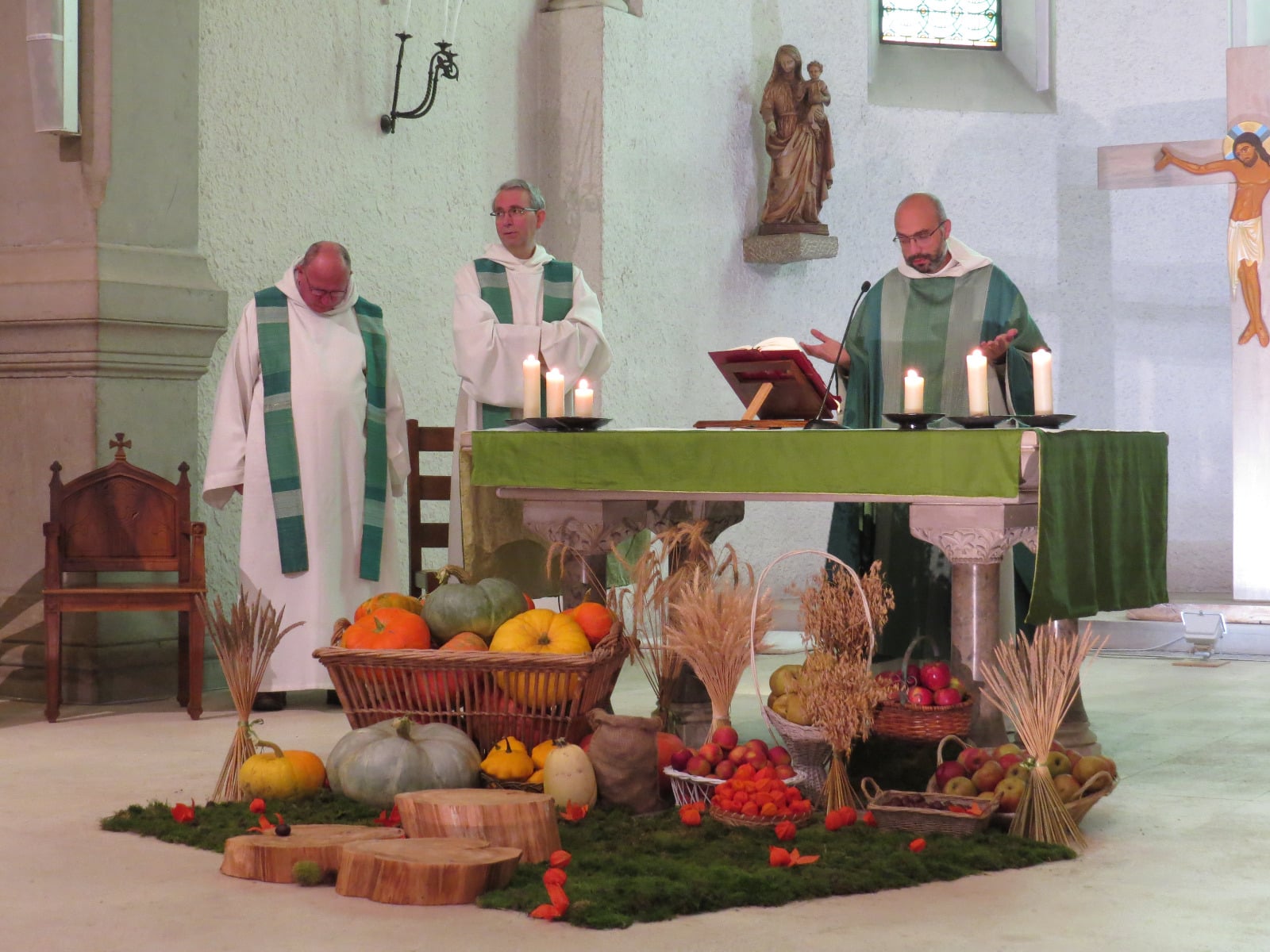 Messe pour la création à l'abbaye des Dombes